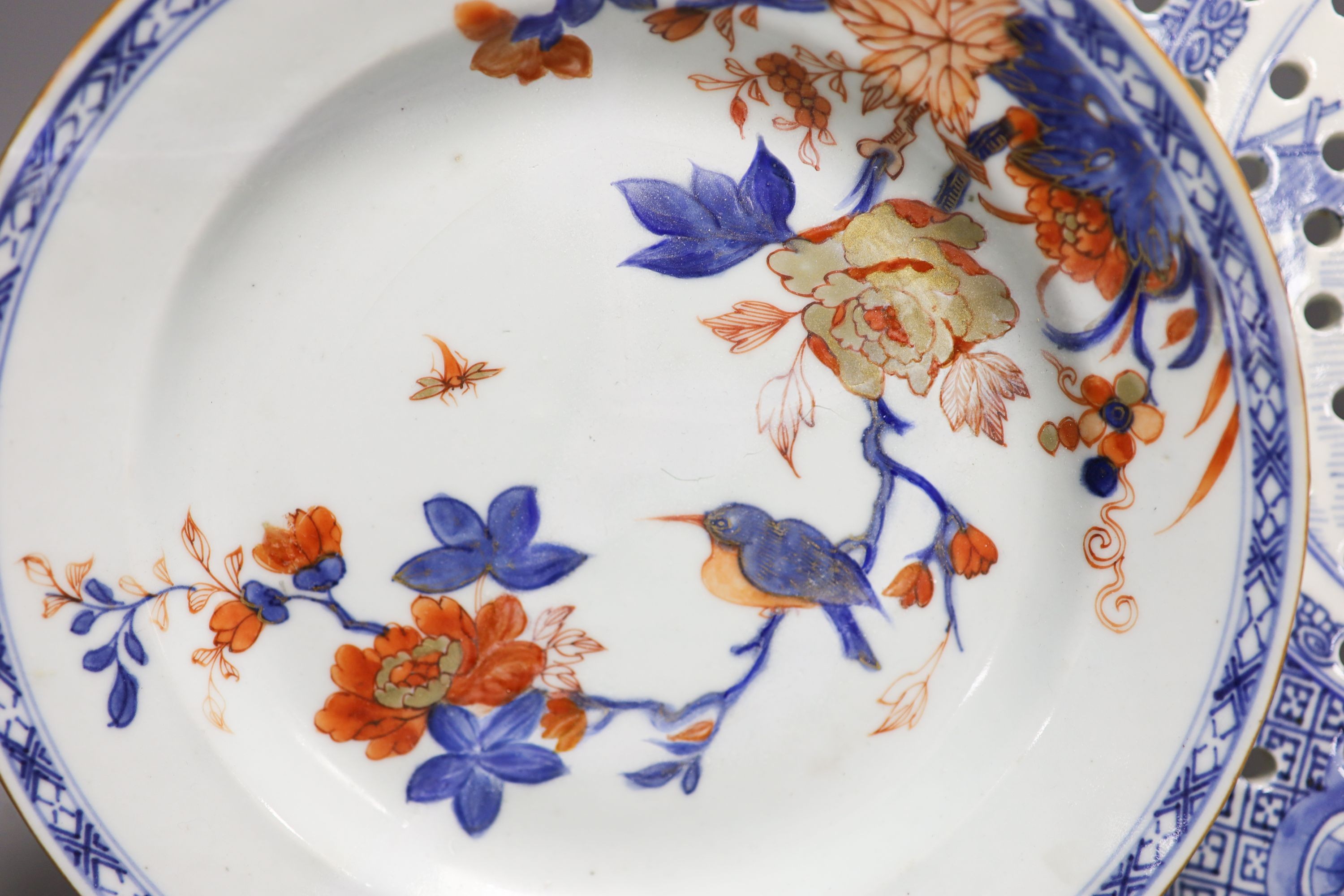 A Chinese blue and white strainer dish and an 18th-century Chinese Imari plate 30cm